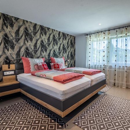 Renatas Ferienwohnung Wohnung David Засбахвальден Экстерьер фото